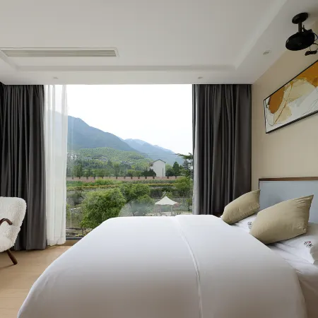 Qianyu·ZELIN  Starry Sky Beauty Accommodation (Anji Yunshang Grassland)