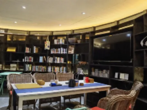 Shanmi Jingju (Foping Branch) Hotels in Foping County