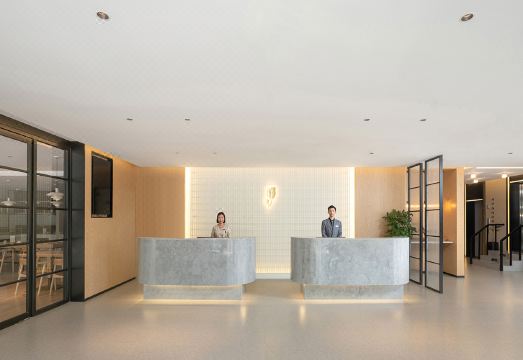 4. 컨트리 인 앤 ..