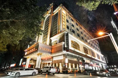 Vienna Hotel (Changde Pedestrian Street) Hotels near Hunan Institute of Applied Technology (West Campus)