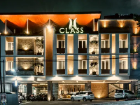 Class Premium Guest House Hotels in Sukun