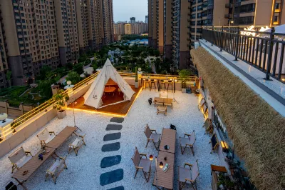 Shangshangju Loft Homestay (Yuncheng Vocational and Technical University Tiaoshan Street Branch)