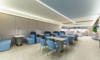 HanTing Hotel (Hefei Binhu CBD Financial Center)