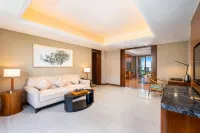 Four Seasons Ocean Courtyard Hotel Sanya - balcón