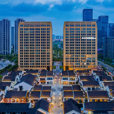 Meihe Intelligent Hotel (New Town Baolong Plaza)