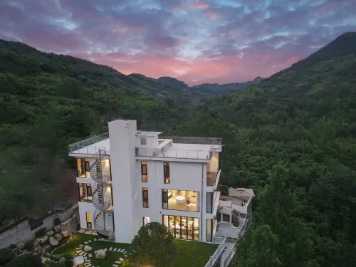 Jiu Si Ju · Zhen Xiu Vacation and Beautiful Accommodation (Tianmu Mountain Branch)