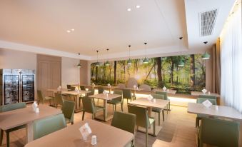 Vienna 3 Best Hotel (Yichun Fengxin Sanzhong)