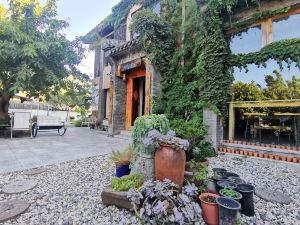 Shan Li Yun Boutique Hostel