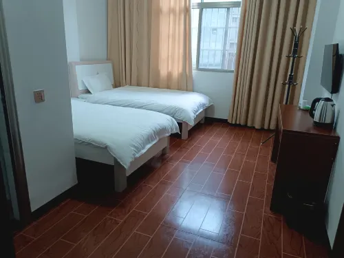 Auspicious Hotel Hotels in Xuyong