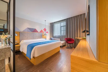 Zhongman Hotel - Downtown Nanning (Railway Station Area) Отели рядом с достопримечательностью «Guangxi Technological College of Machinery and Electricity»