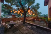 Youyi Qiuyin Huashe Homestay