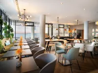 Leonardo Hotel Salzburg City Center Hotels near Maxglan