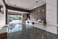 Jingmen Ruist Hotel Hotels near Jingchu University of Technology (Southeast Gate)