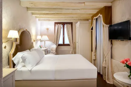 Residenza Venezia | Una Esperienze
