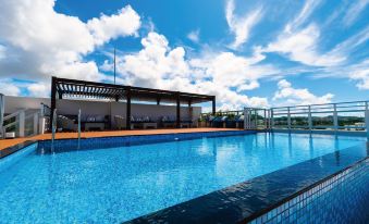 Aqua Palace Chatan by Coldio Premium