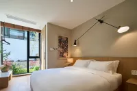 Jiuhua Mountain Shanyuxi Homestay (Roushen Baodian) Hotels near Roushen Temple