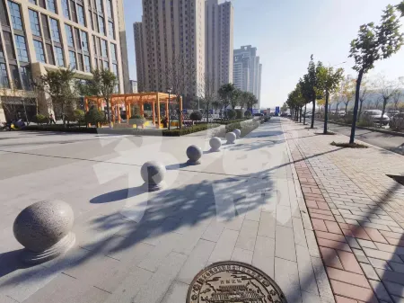 Baoding East Station Yuyu Loft Living Apartment