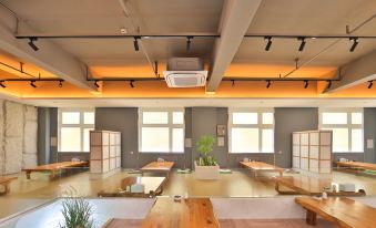 Yinpu Bathing Hotel (Yanbian University Wanghongqiang Branch)