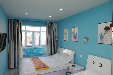 Yichun Yijia Theme Hotel