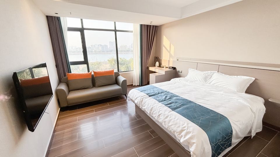 BINJIANG HOTEL