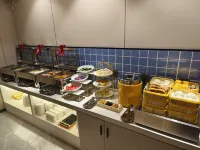Yunya Hotel (Xi'an Zhonggulou Xi'an Station Subway Station) Hoteles cerca de Palacio Daming