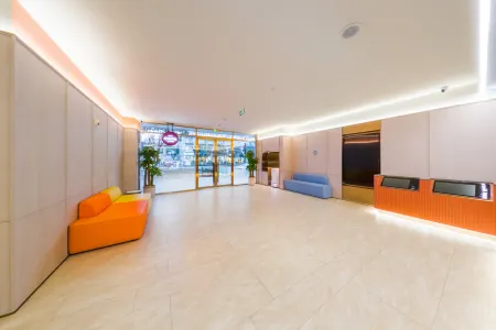 HanTing Hotel (Xi'an Chang'an Fengqiyuan Subway Station) Отели рядом с достопримечательностью «Qingliangshan Forest Park»