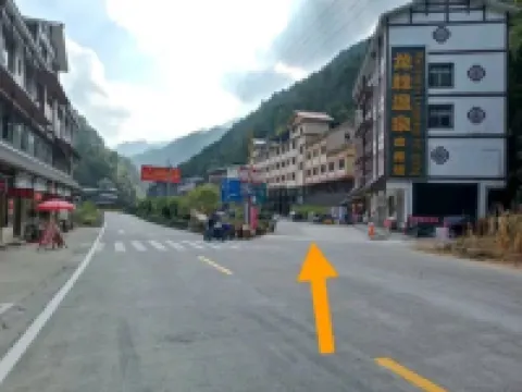 Longsheng Wenquan Juxiange Chinese Inn Hotels in Hot Spring Resort