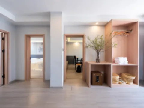 Da'anman Snow Mountain Panoramic Smart Hotel