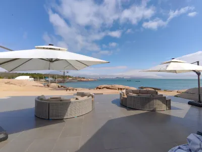 Qingdao Shark Stone Resort (Lushan Scenic Area Branch) Отели рядом с достопримечательностью «Колледж Циндао (Колледж Блю Валли)»