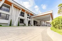 Amora Beach Resort Phuket Отели рядом с достопримечательностью «Road Runner Buggy and ATV Adventure Phuket»