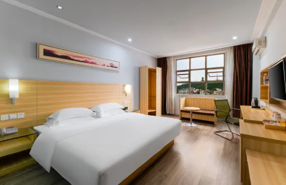 防城港華程之星酒店（仙人山公園店）