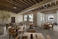 Al Seef Heritage Hotel Dubai, Curio Collection by Hilton