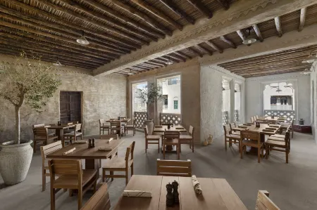 Al Seef Heritage Hotel Dubai, Curio Collection by Hilton