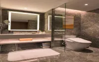 Novotel Xi'an Daming Palace Hotels near Shaanxi College of Communication Technology