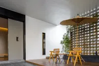 VanFeel Hotel