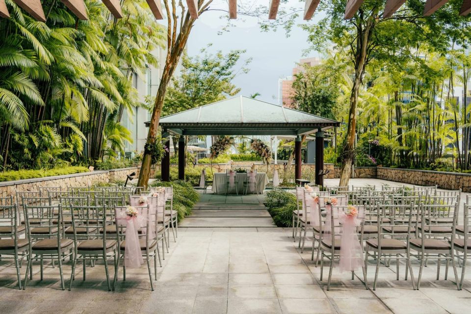 Amara Singapore Hotel Overview