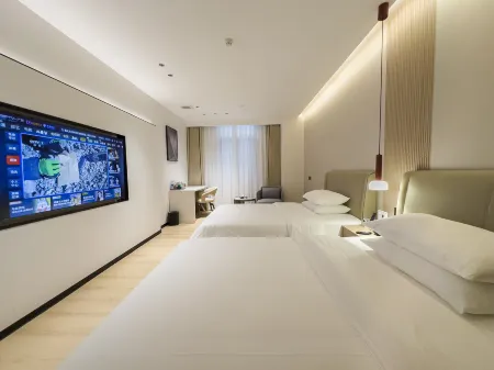 Julaier Hotel (Shantou Mixc High-speed Railway Station)