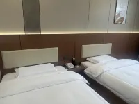 Home Inn Huayi Select Hotel (Tangshan Open University Yuanyangcheng) - موقف سيارات