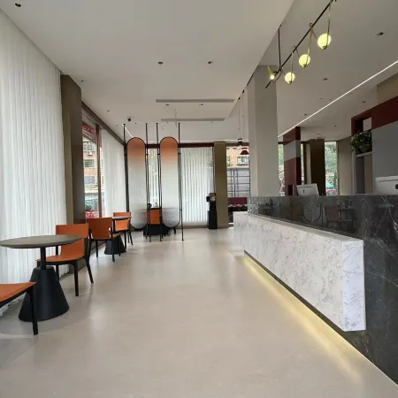 Left bank hotel