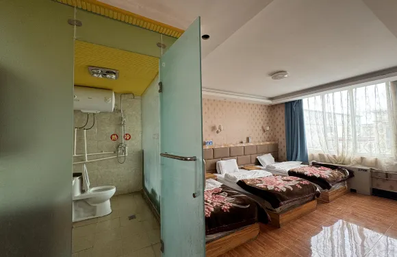 崗巴縣明明賓館