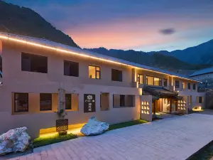 Floral Lux Hotel· Hotel in Jiayue, Mount Wutai（Mount Wutai Scenic Spot Store））