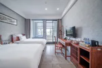 Shiyue Bay Hot Spring Homestay