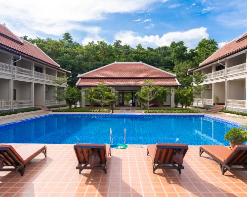 LAN XIANG BOUTIQUE HOTEL バンパノム周辺のホテル