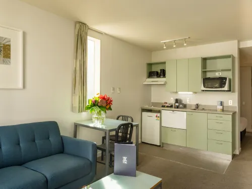 Astelia Apartment Hotel - 4-Star