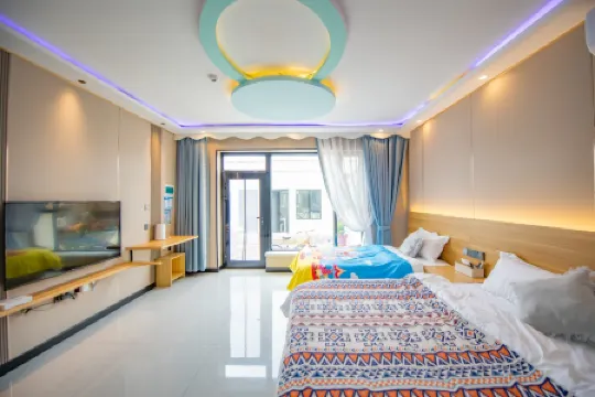 Chunshangxia Homestay (Tekes County Bagua City)