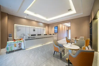 GreenTree Inn (Nanchang Railway Station Bayi Square Ding Road South Metro Station) Các khách sạn ở 