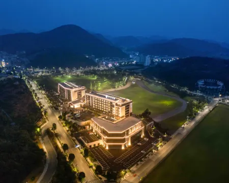 Grand New Century Resort Hotel Anshun Huangguoshu Hoteles en Zhenning