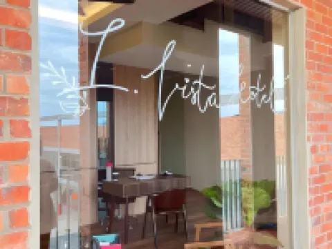 I-Vista Hotel タワウのホテル