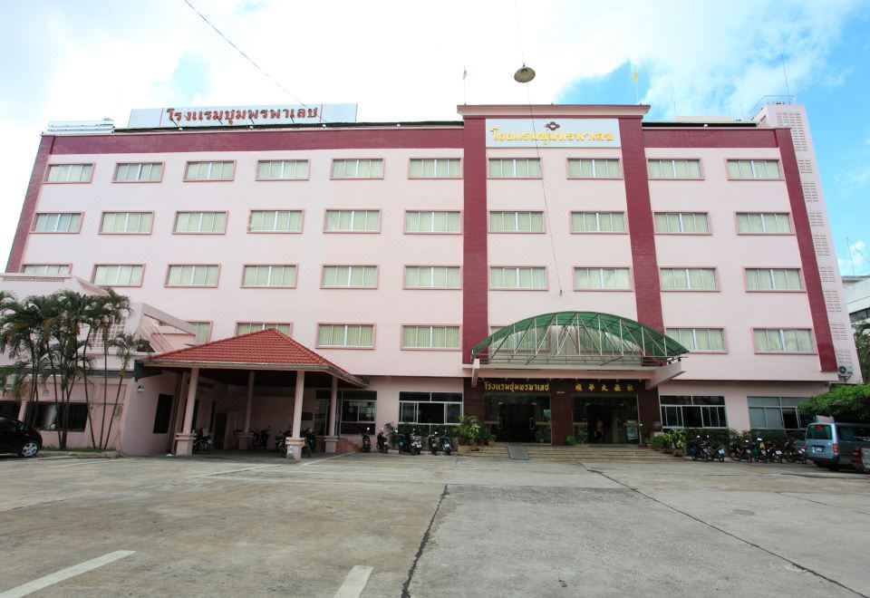 hotel overview picture