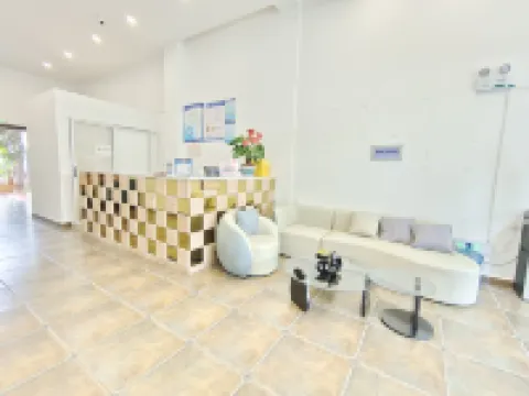 Shenmeng Esports Film and Television Hotel (Baoshan College High speed Railway Station Branch)